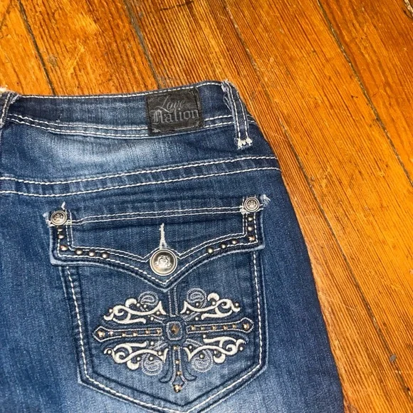 LOVE NATION Denim Blue Jeans Size 10 Bling Pocket Bootcut Mid-Rise Embroidered - Picture 7 of 8